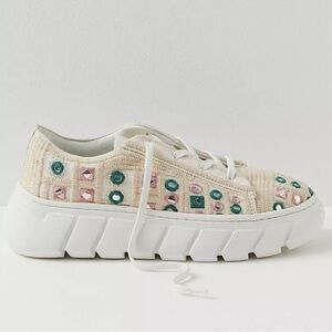 Free People Catch Me If You Can White Mirror Crochet Sneakers Shoe 40 9 9.5 EUC